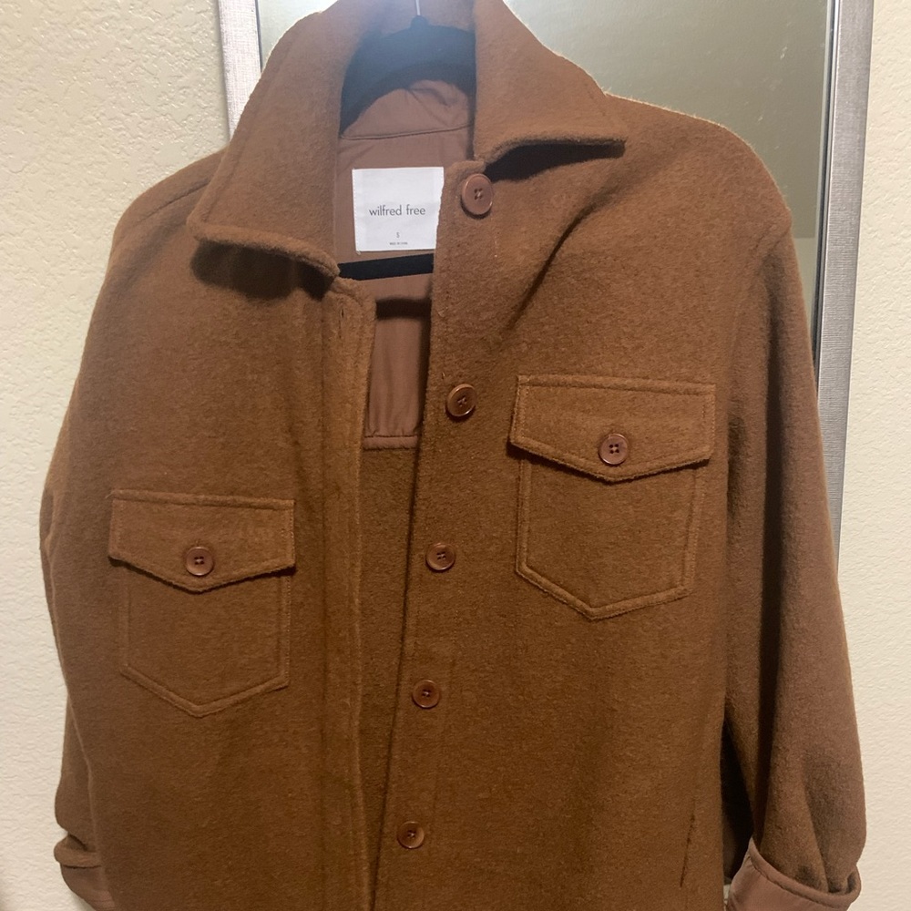Aritzia shacket